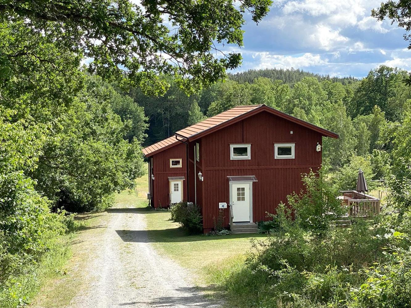 Haeradssaetter Gard 1 Pensionat Valdemarsvik Eksteriør billede